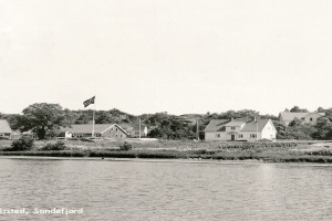 Bilde av Strand leirsted fra Mefjorden